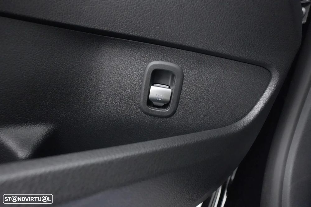 Mercedes-Benz C 300 de Avantgarde - 30