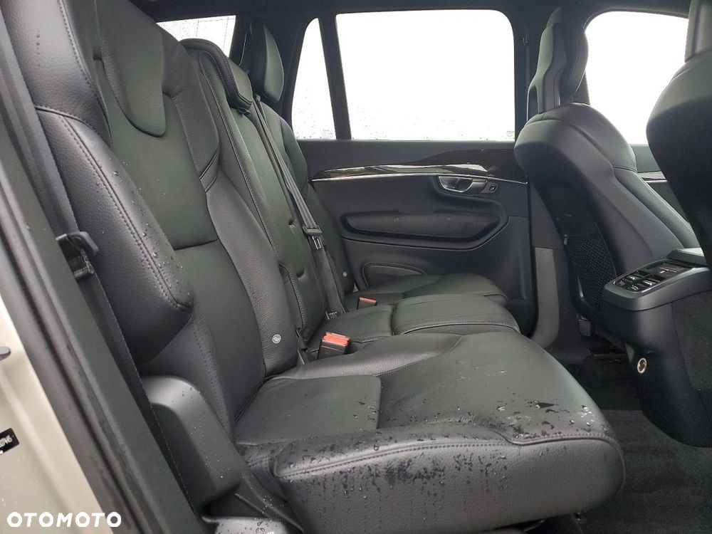 Volvo XC 90 - 10