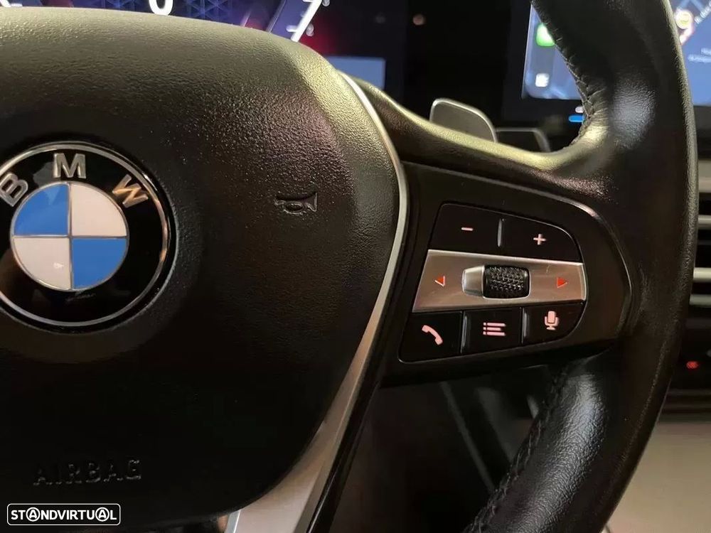 BMW 318 d Auto — fotografia 21