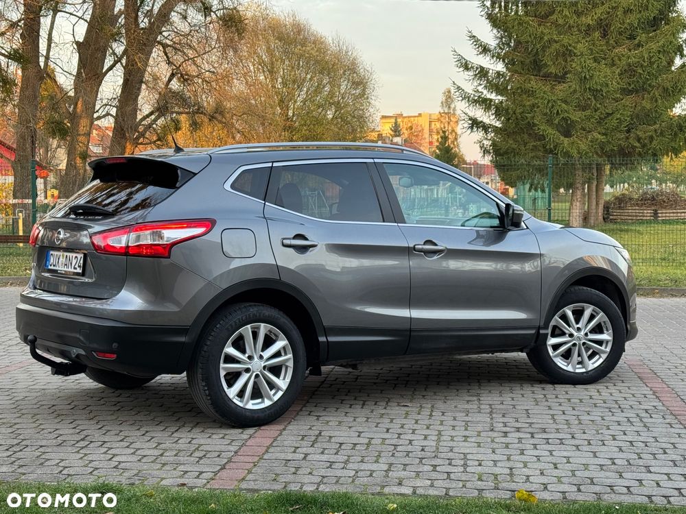 Nissan Qashqai 1.2 DIG-T TEKNA+ - 6