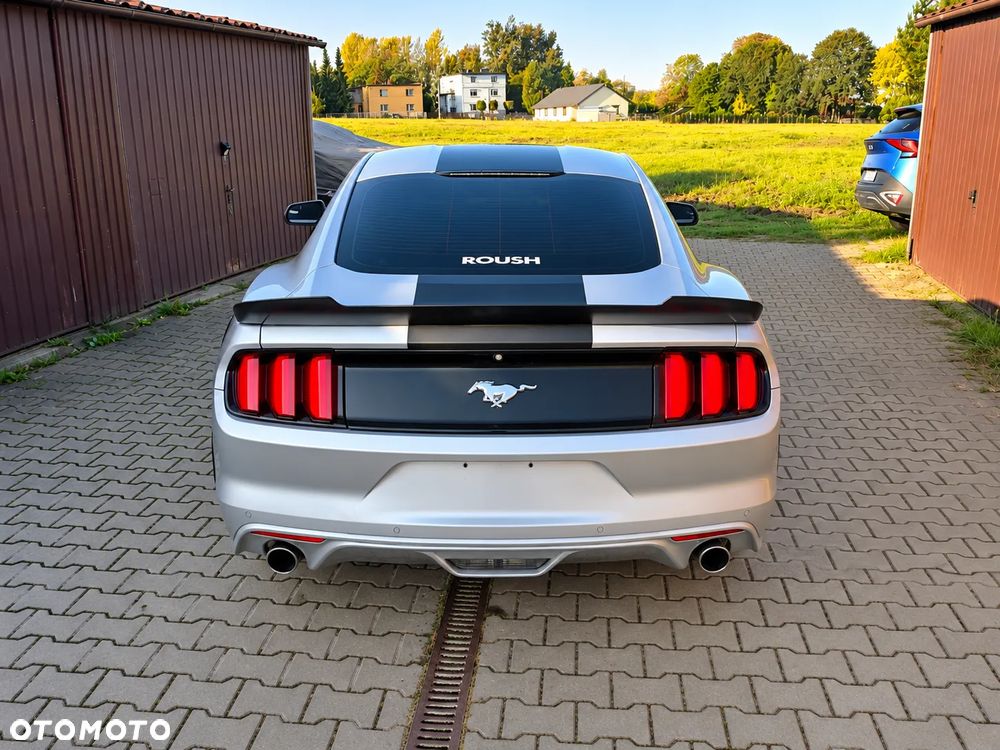 Ford Mustang 3.7 V6 - 4