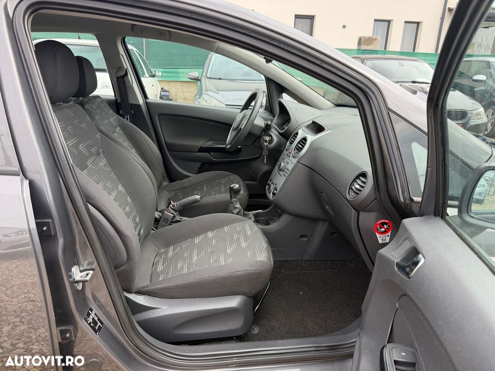 Opel Corsa 1.2 16V Energy - 9