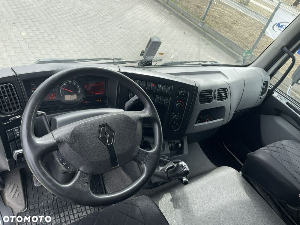 Renault D-WIDE - 12