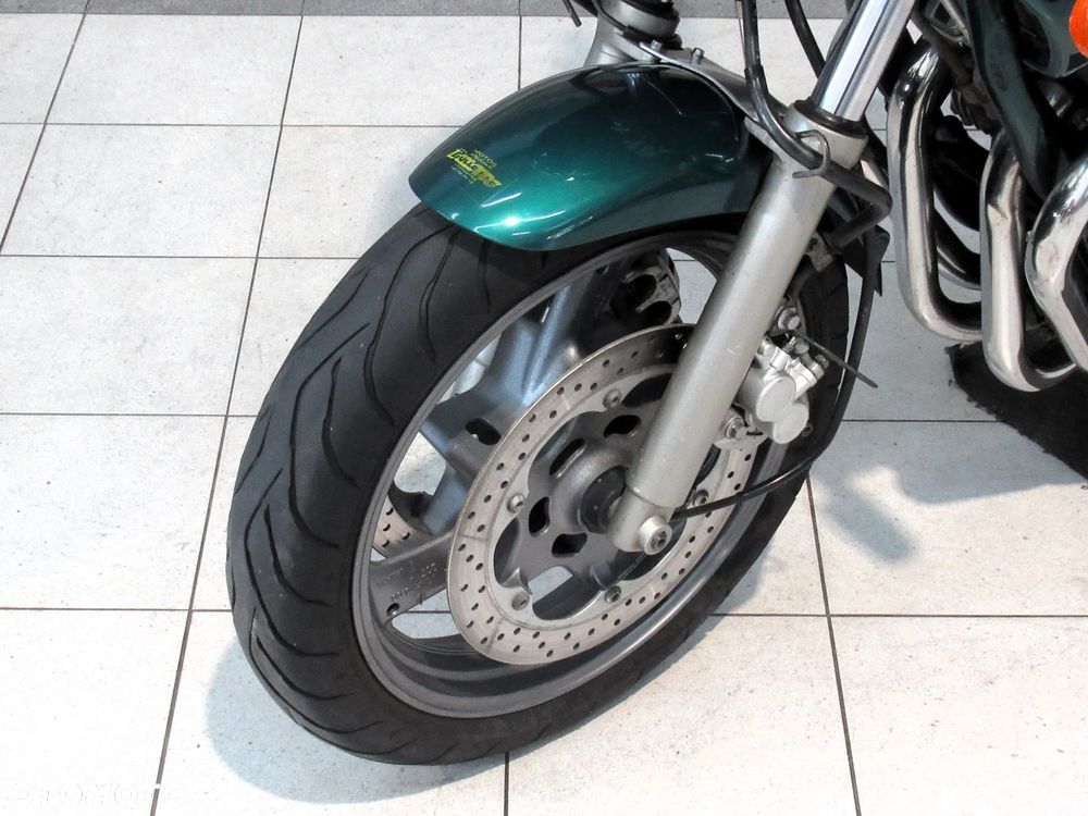 Yamaha XJ - 24