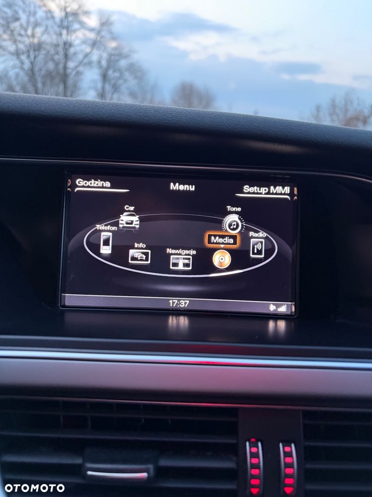 Audi A4 Avant 3.0 TDI Quattro S tronic - 7