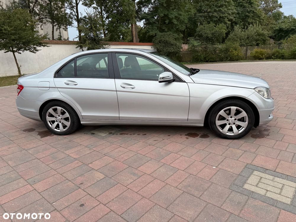 Mercedes-Benz Klasa C 220 CDI Elegance - 20