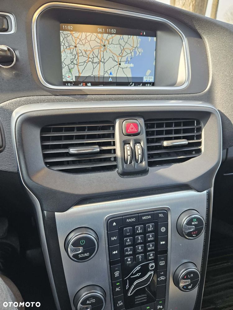 Volvo V40 D2 Powershift Ocean Race - 11