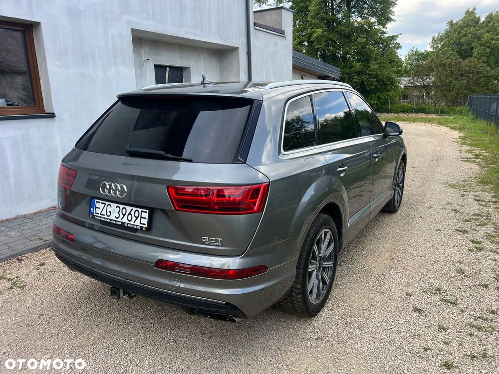 Audi Q7 3.0 TFSI Quattro Tiptr - 4