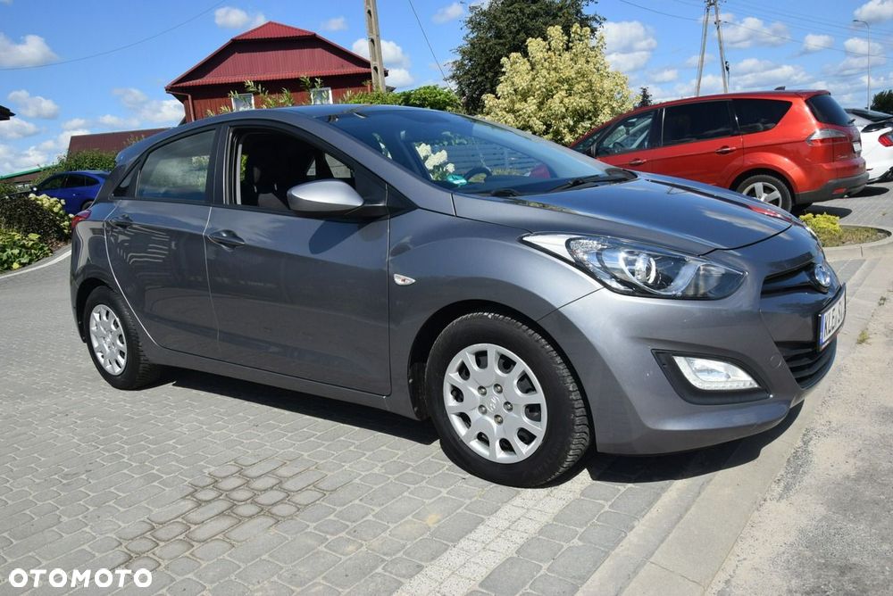 Hyundai i30 1.4 Classic - 9