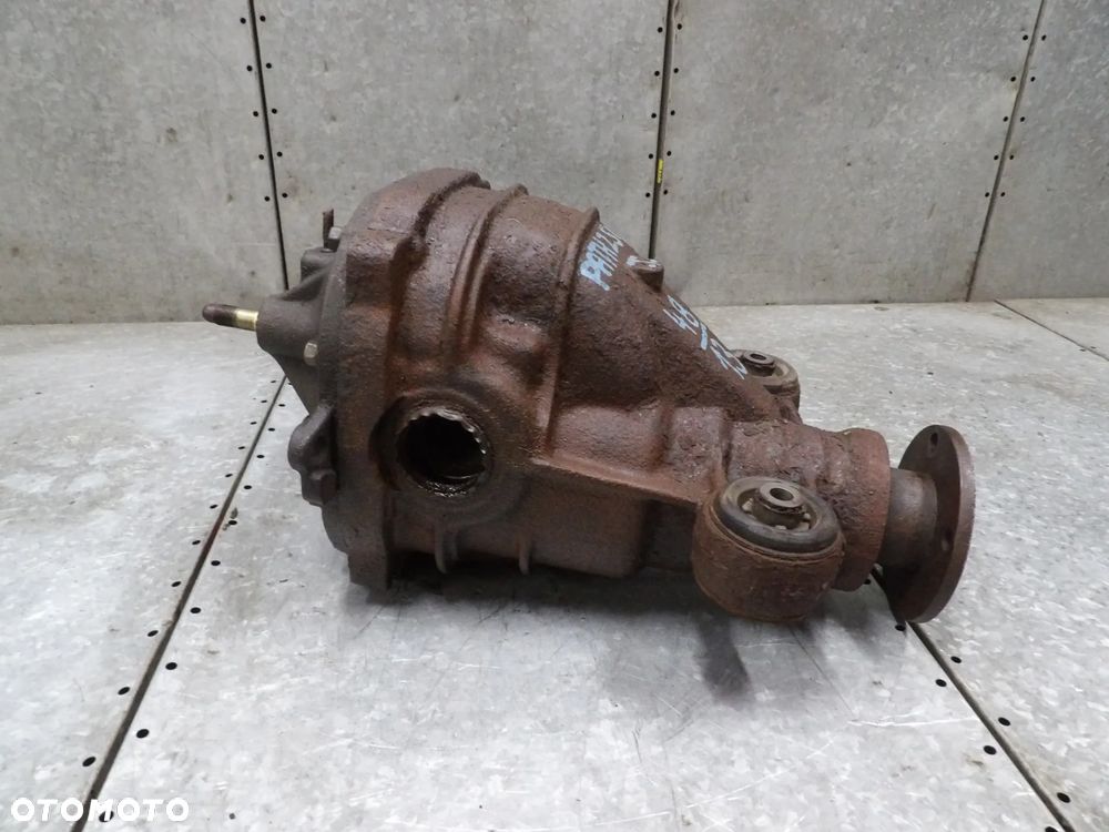 NISSAN PATHFINDER R 51 2.5 DCI MOST TYŁ 3.692 48/13 - 4