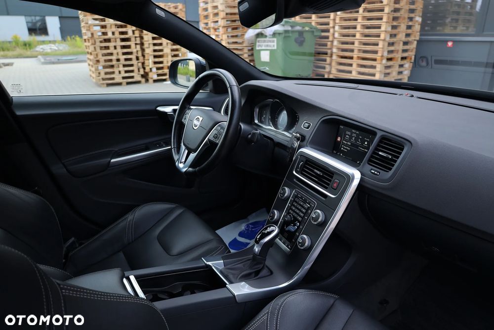 Volvo S60 T5 Drive-E Summum - 20