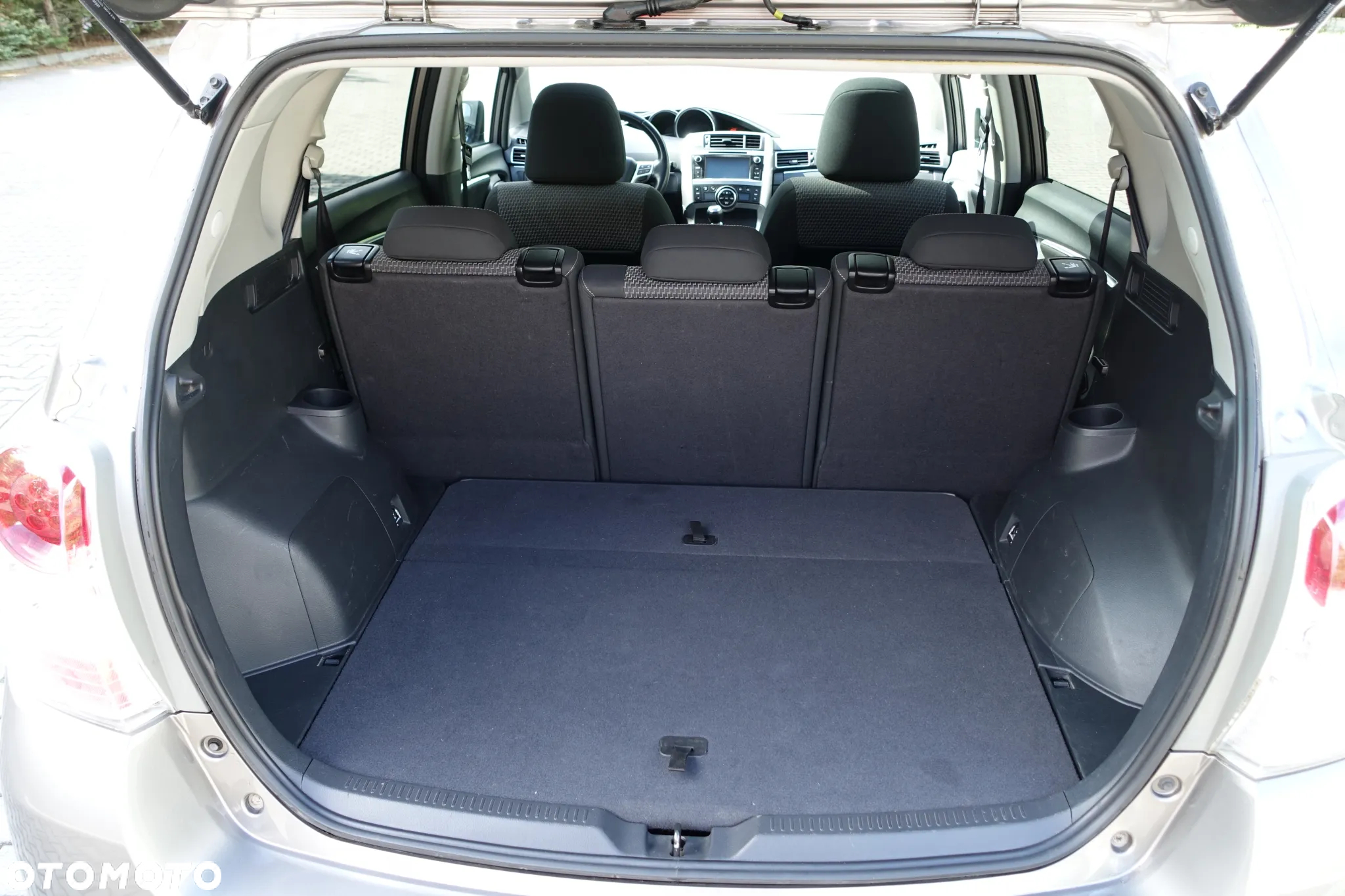 Toyota Verso 1.6 D-4D Premium - 21