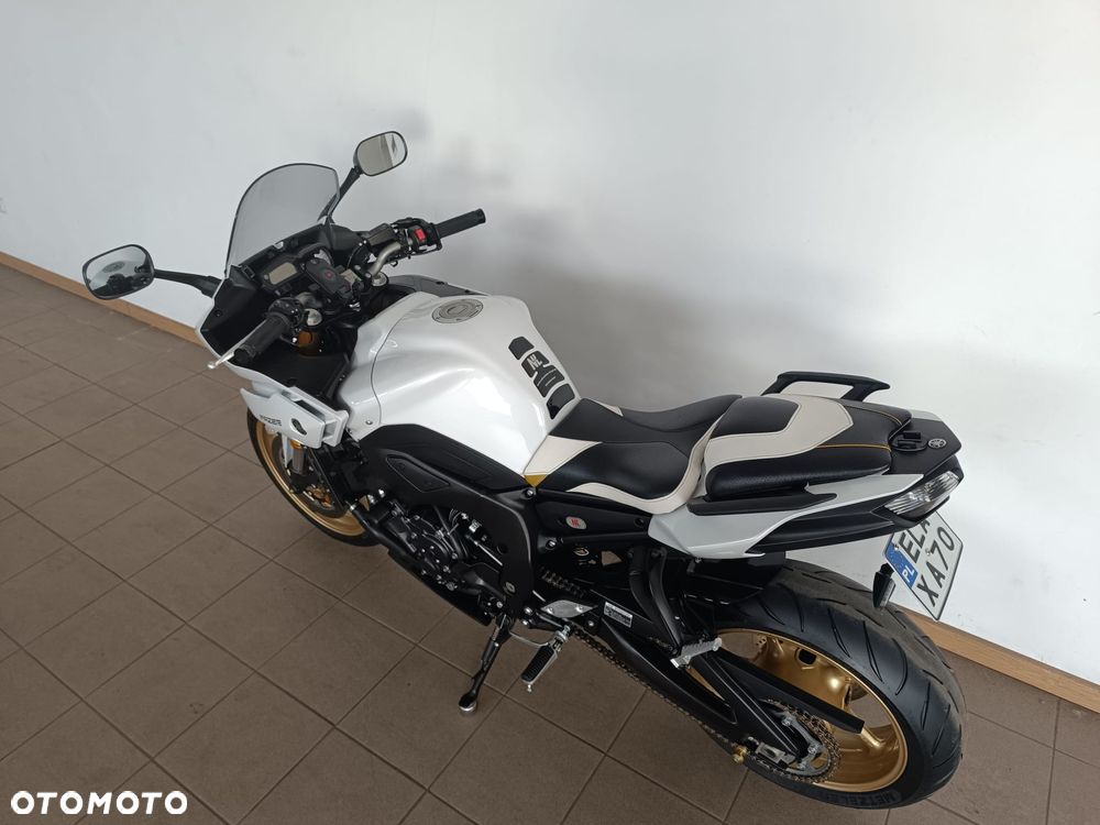 Yamaha FZ8 - 14