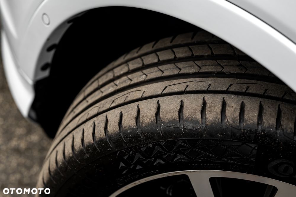Ford Kuga - 17