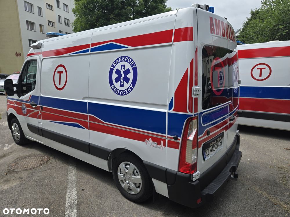Renault Master Ambulans karetka gwarancja - 11