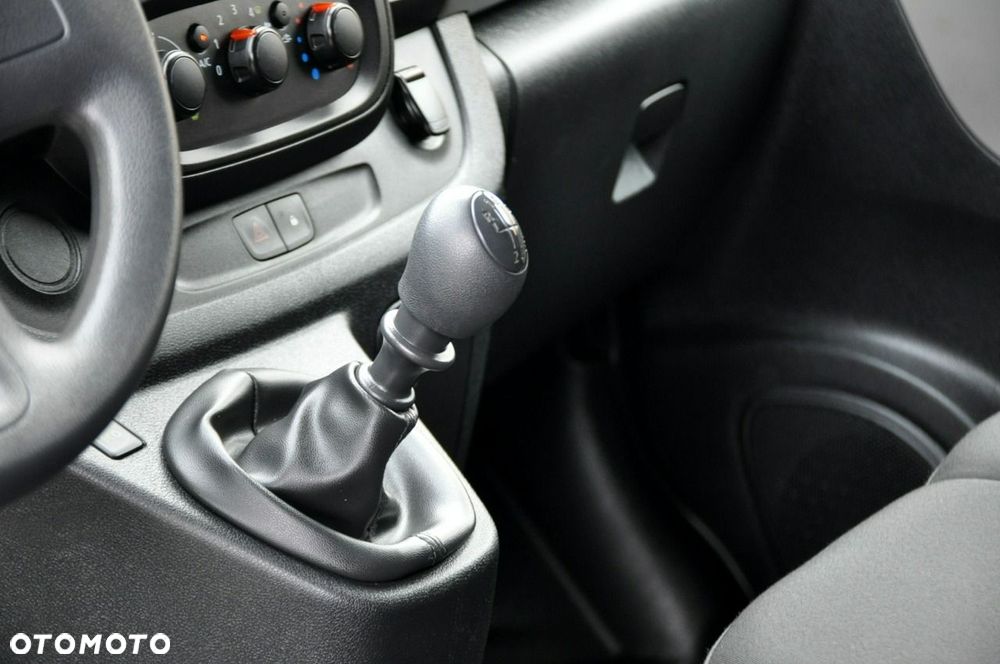 Renault Trafic - 29