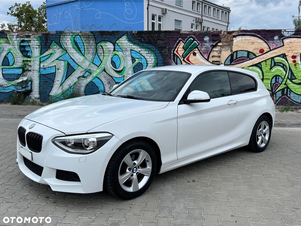 BMW Seria 1 116i - 8
