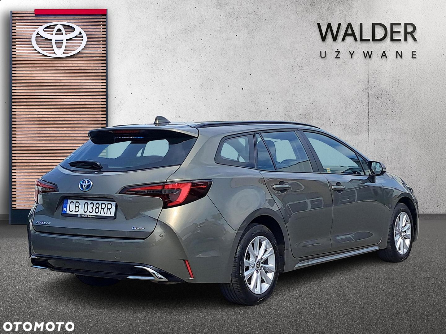 Toyota Corolla - 5