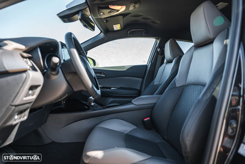 Toyota C-HR - 11