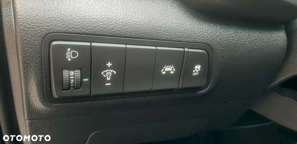 Hyundai Tucson blue 1.7 CRDi 2WD DCT Premium - 28