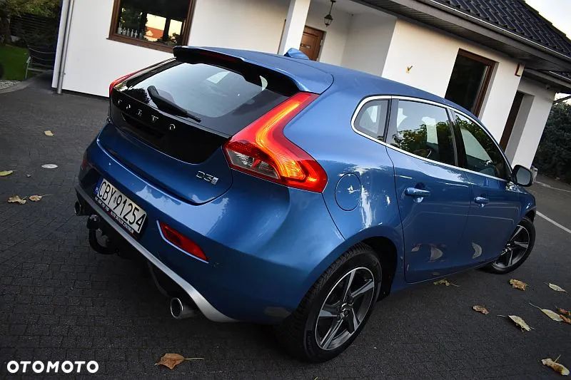 Volvo V40 D3 Drive-E SCR R-Design Momentum - 5