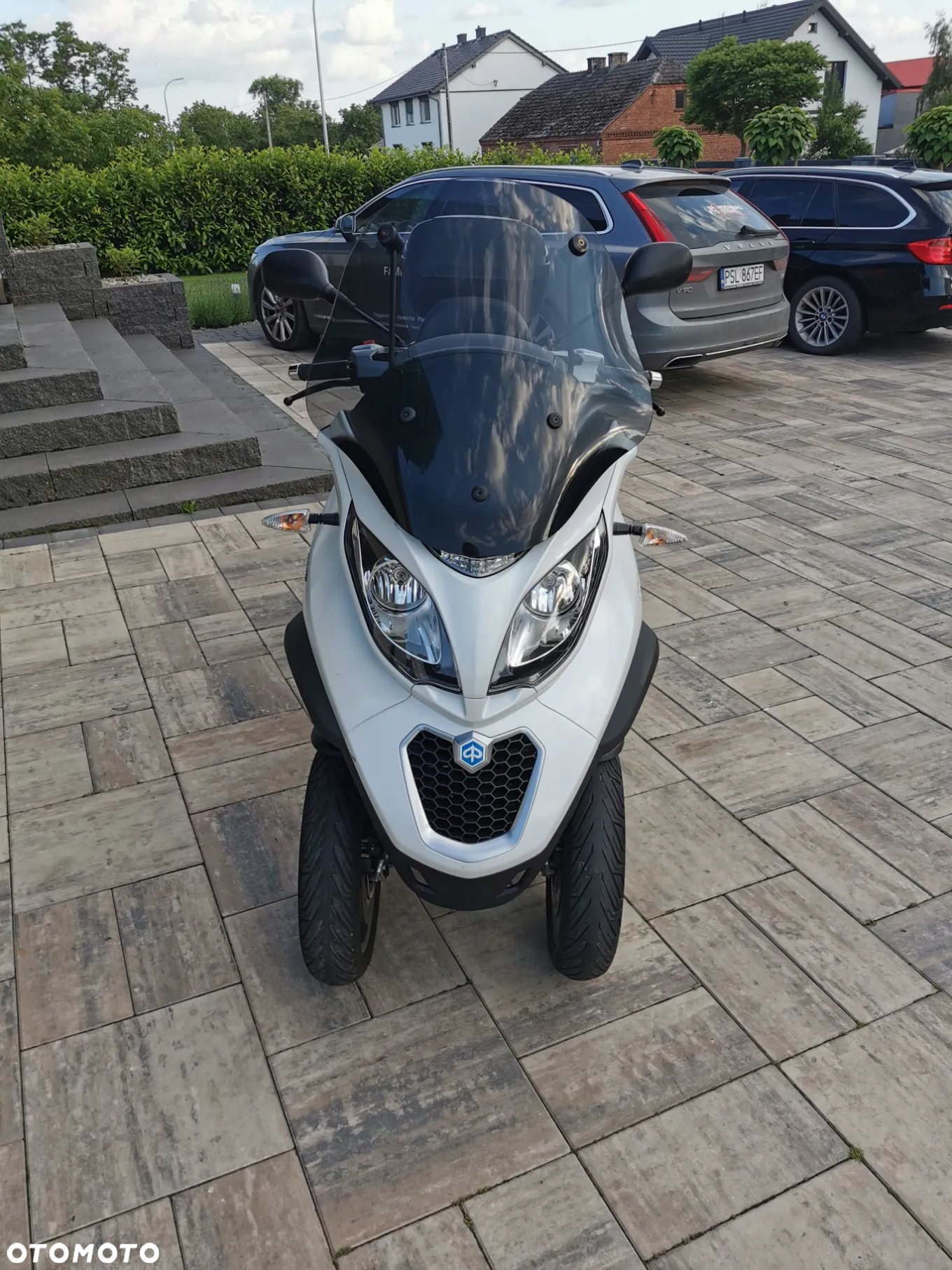 Piaggio MP-3 - 15