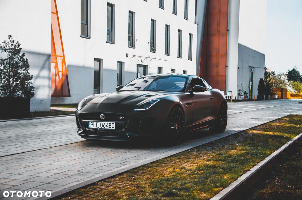 Jaguar F-Type R AWD - 6