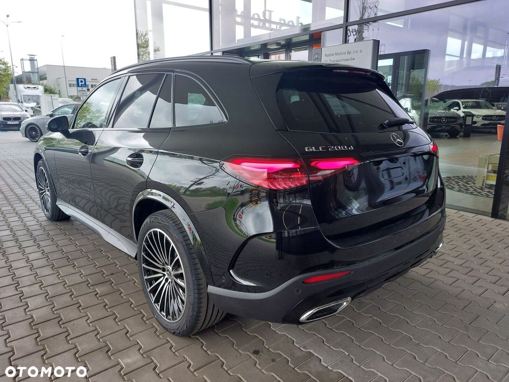 Mercedes-Benz GLC - 6
