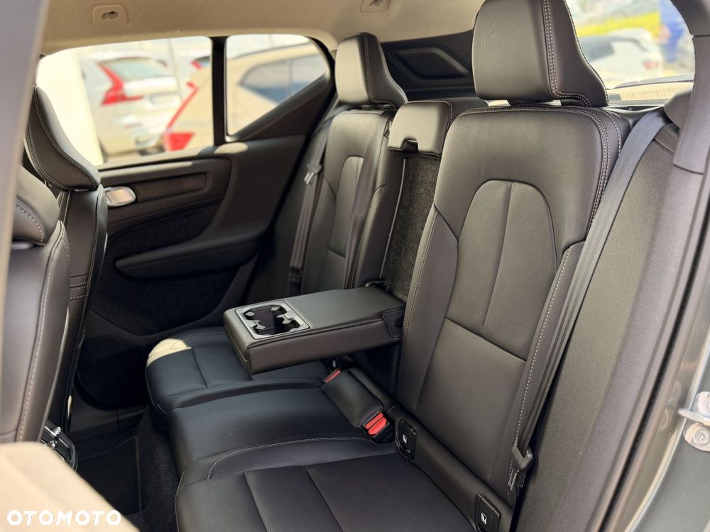 Volvo XC 40 - 19