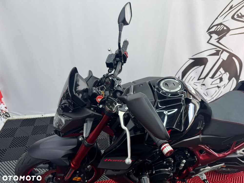 Honda Hornet - 11