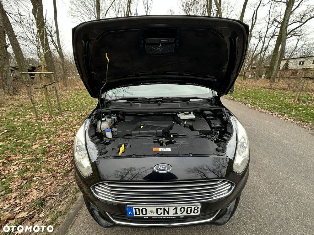 Ford S-Max - 40