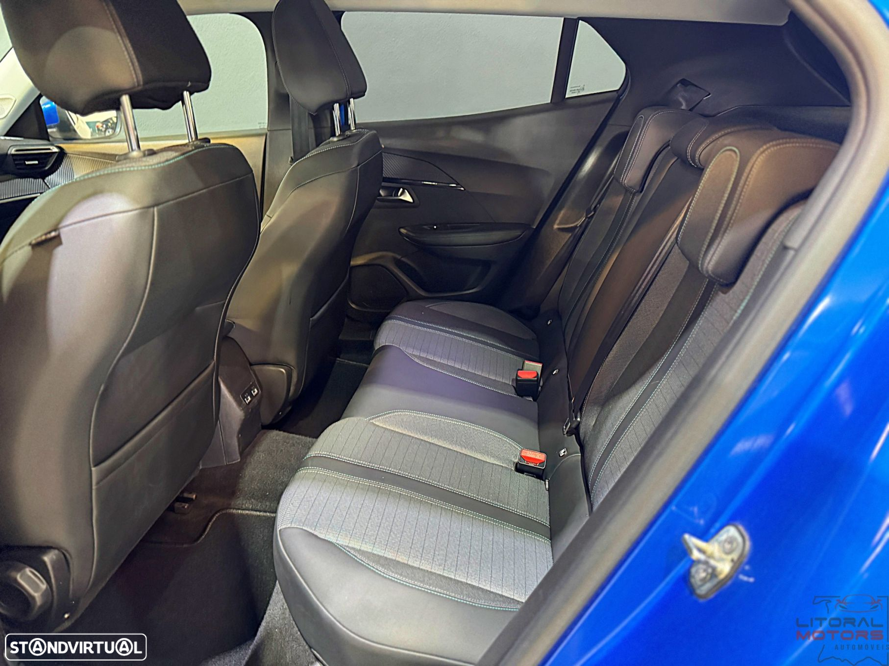 Peugeot 2008 1.2 PureTech Allure Pack - 15