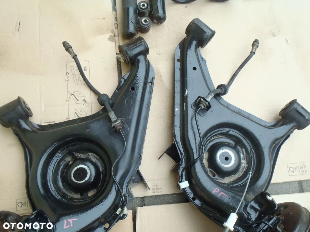 WAHACZ TYŁ TYLNY tujeja czop lewy Z BELKI ZAWIESZENIA FIAT SEICENTO CINqUECENTO lewy NIE MALOWANY ORYGINAŁ - 7