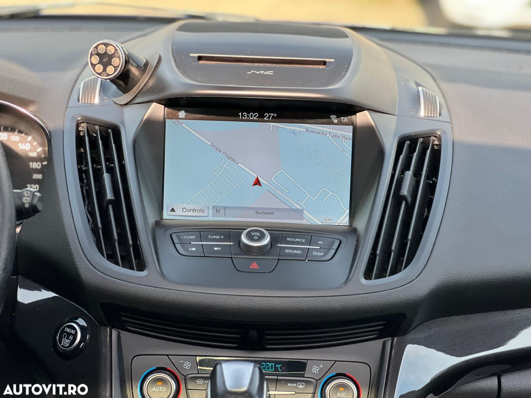 Ford Kuga 2.0 TDCi 4WD Powershift ST-Line - 25