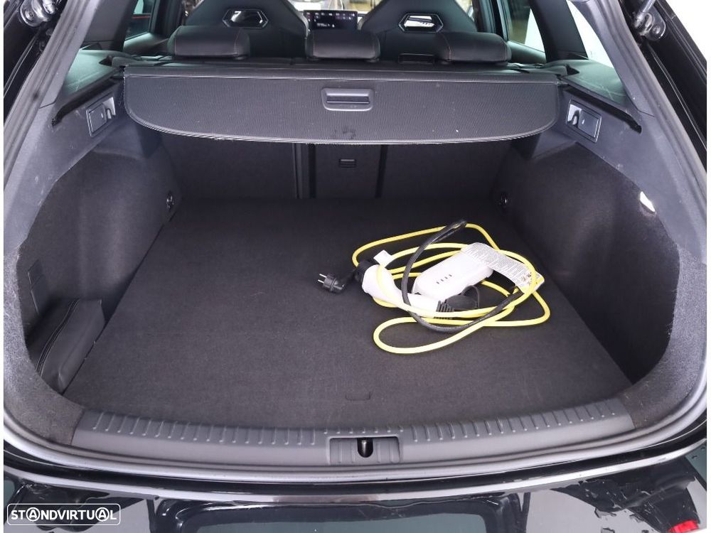 Cupra Leon ST 1.4 e-Hybrid VZ DSG - 13