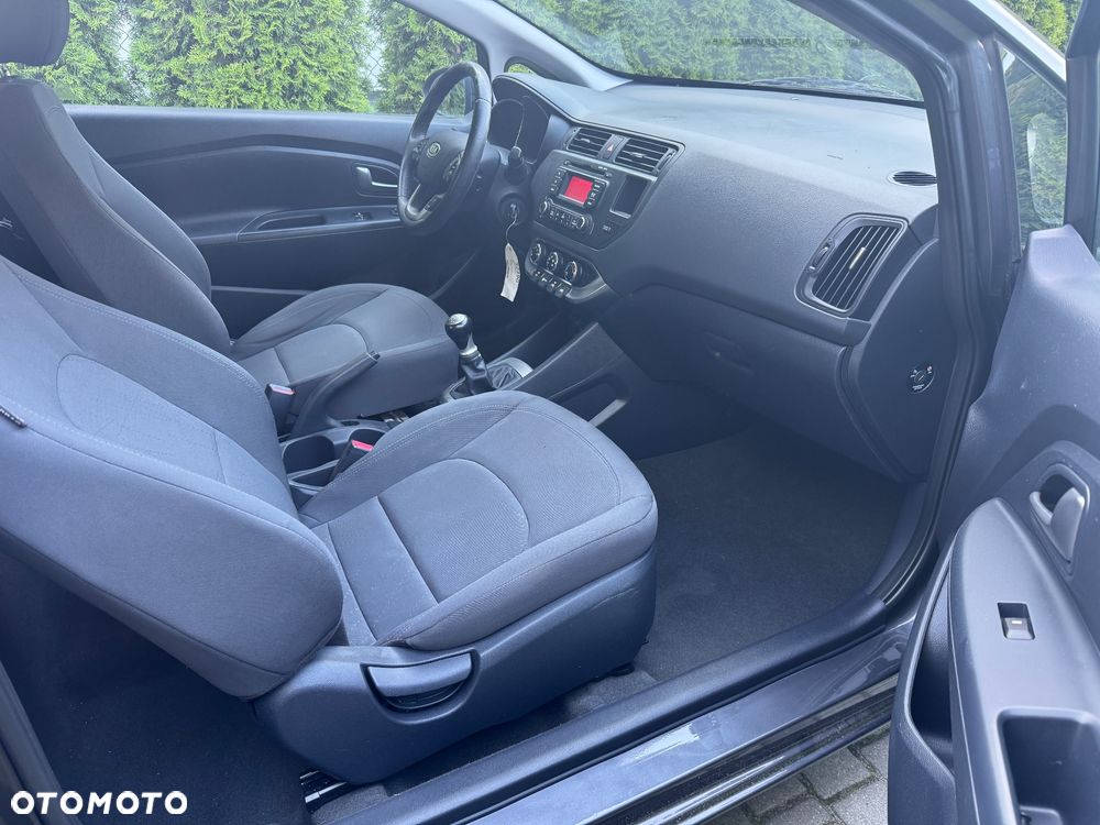 Kia Rio 1.2 Dream Team Edition - 7