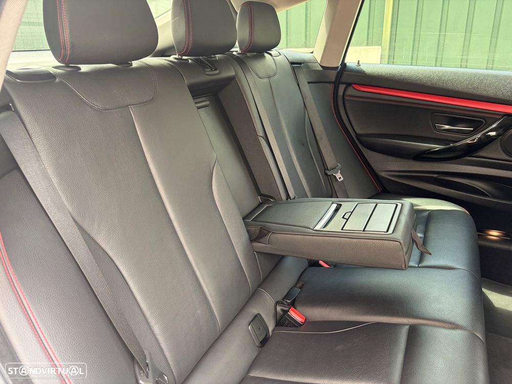 BMW 320 Gran Turismo d Auto Line Sport - 28