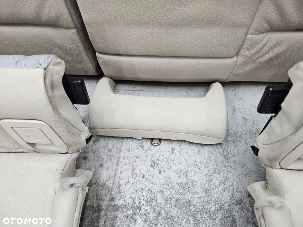 Fotele BMW E92 Coupe 04-12r. M-pakiet Sportseast kanapa tylna ANGLIK KOMPLET skóra beżowa CREMEBEIGE - 16