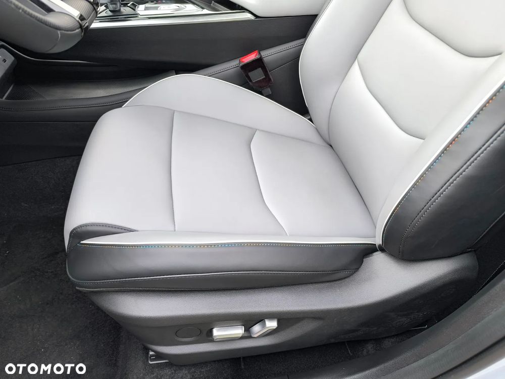 BAIC 5 Beijing 1.5T Business DCT - 16