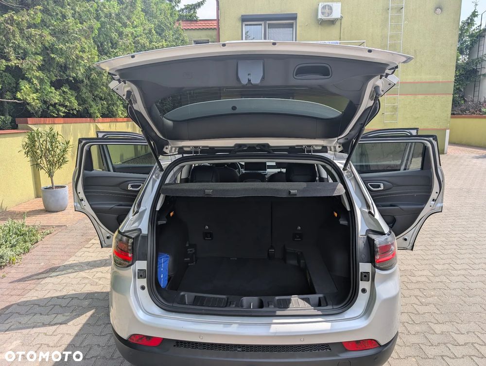 Jeep Compass 1.3 T4 PHEV 4xe Limited S&S - 6