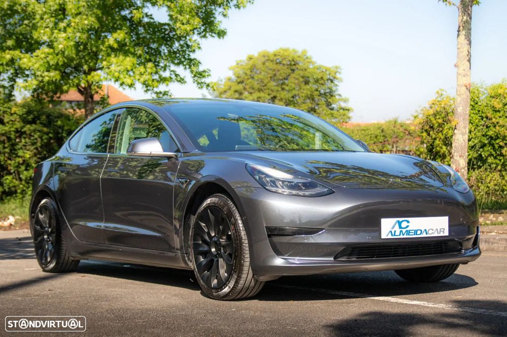 Tesla Model 3 Standard Range Plus RWD - 2