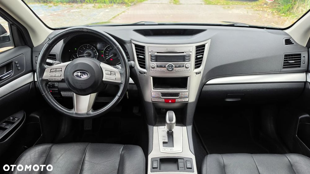 Subaru Legacy - 8