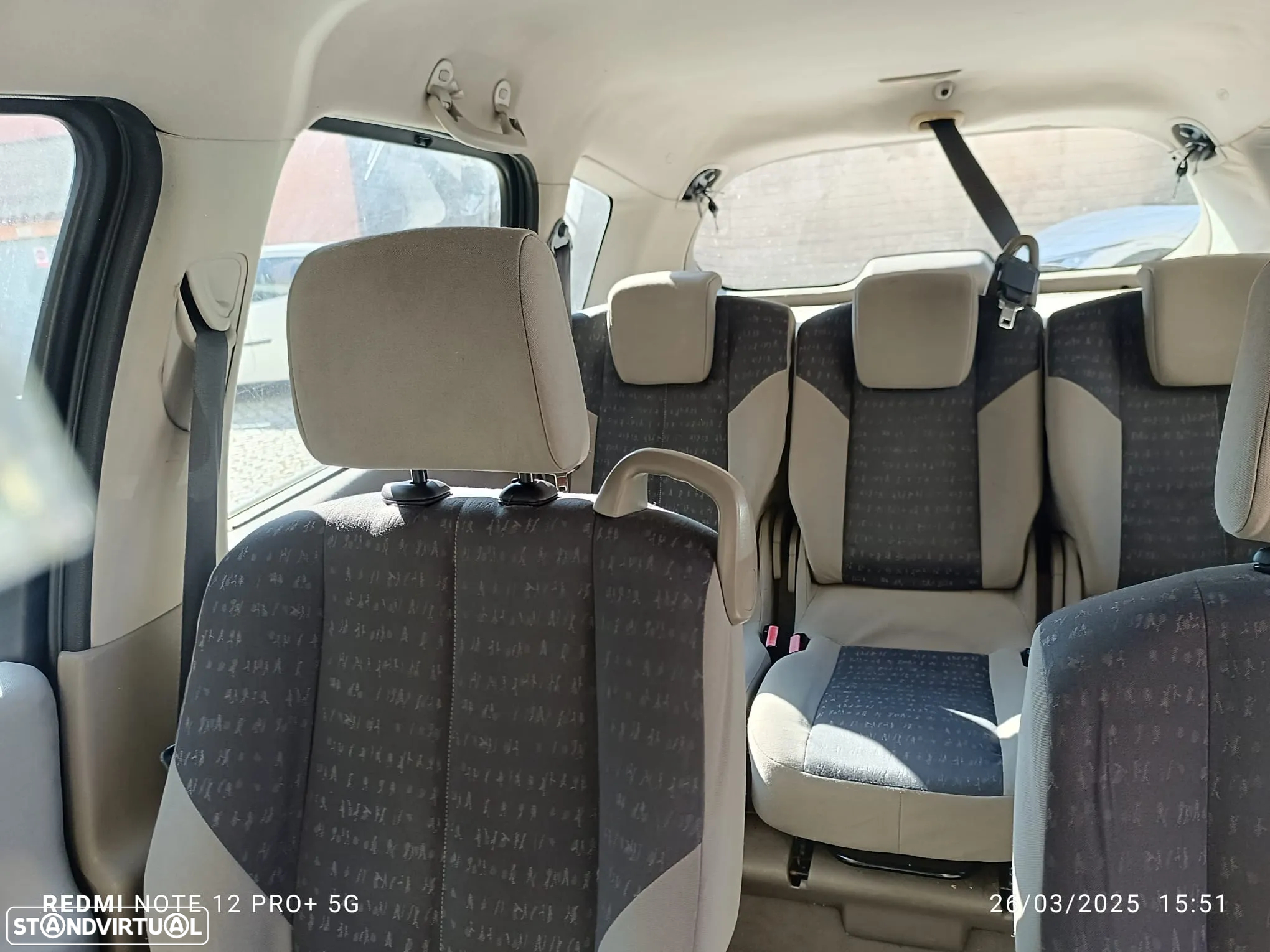 Renault Grand Scénic 1.9 dCi C. Dynamique - 8