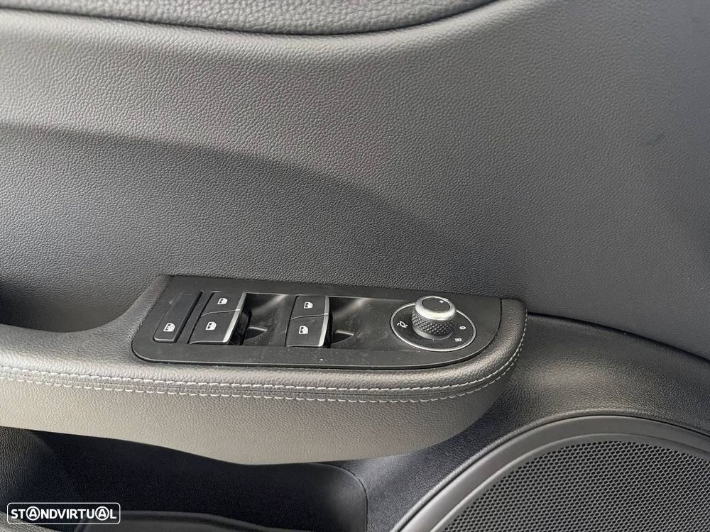 Alfa Romeo Giulia 2.0 T Veloce Q4 AT8 - 20