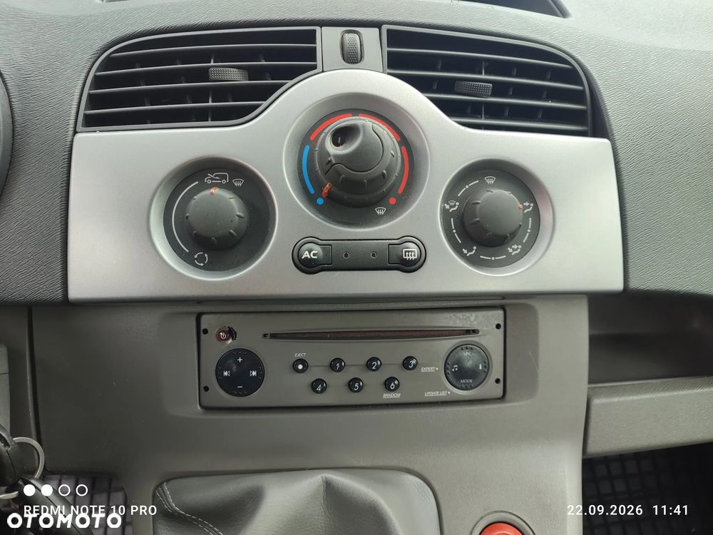 Renault Kangoo dCi 90 FAP Expression - 22