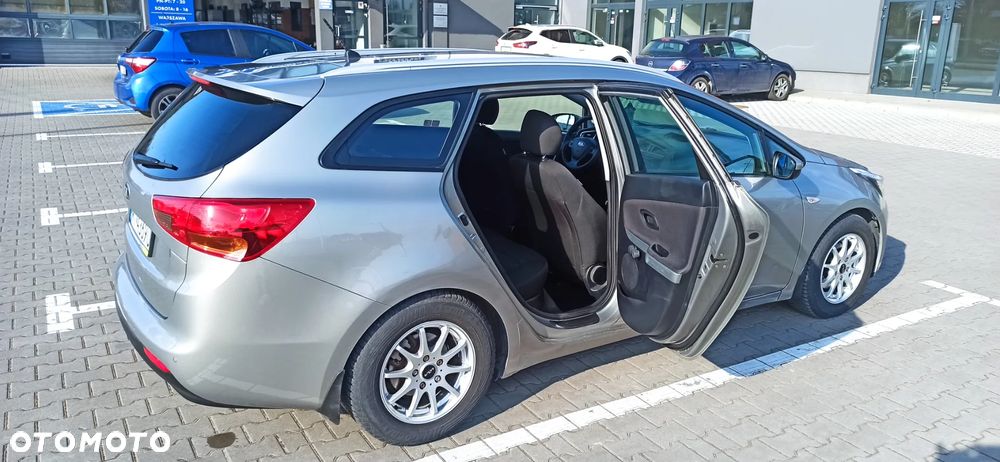 Kia Ceed 1.6 GDI L - 11