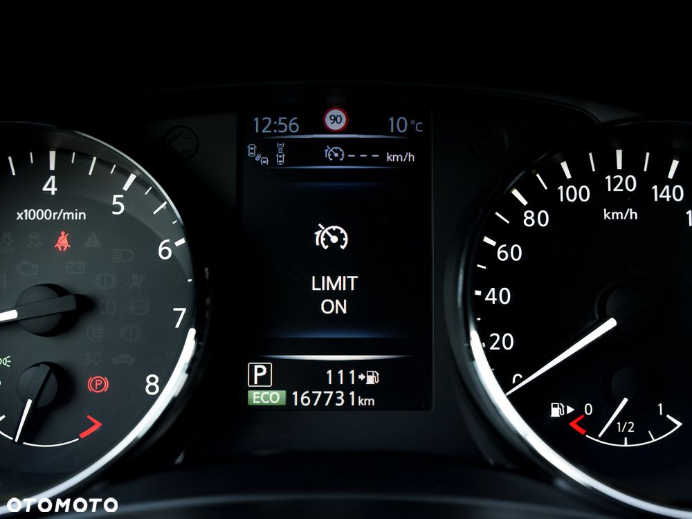 Nissan Qashqai 1.2 DIG-T TEKNA+ - 40