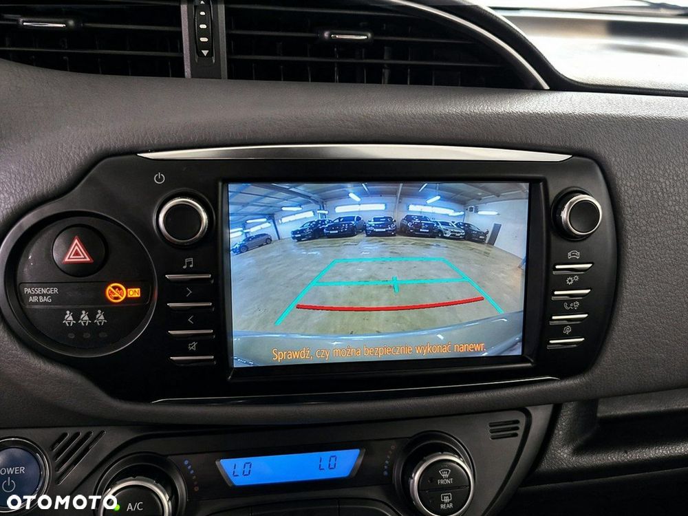 Toyota Yaris - 14