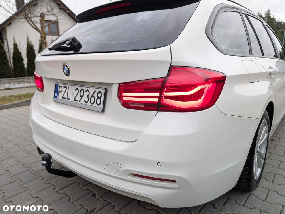 BMW Seria 3 - 36