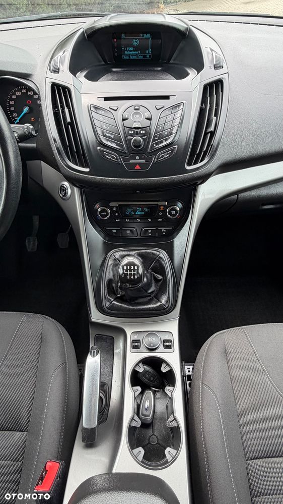 Ford Kuga - 31